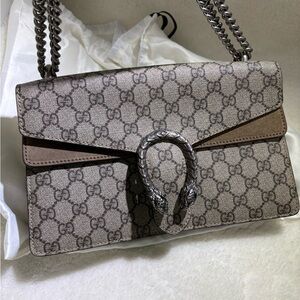 Gucci Dionysus Beige GG Supreme Shoulder Bag